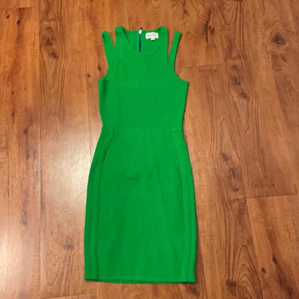 Green bodycon dress
